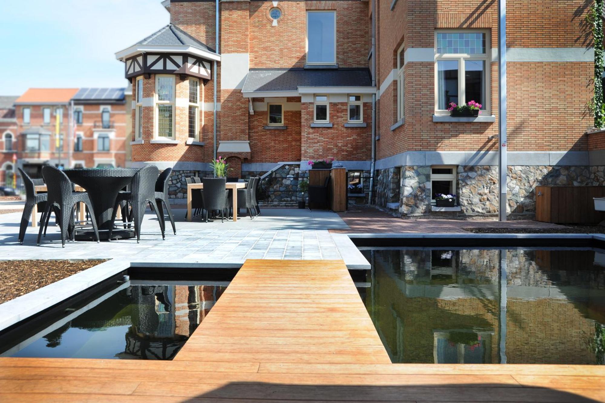 Charmehotel Villa Saporis Hasselt Bagian luar foto