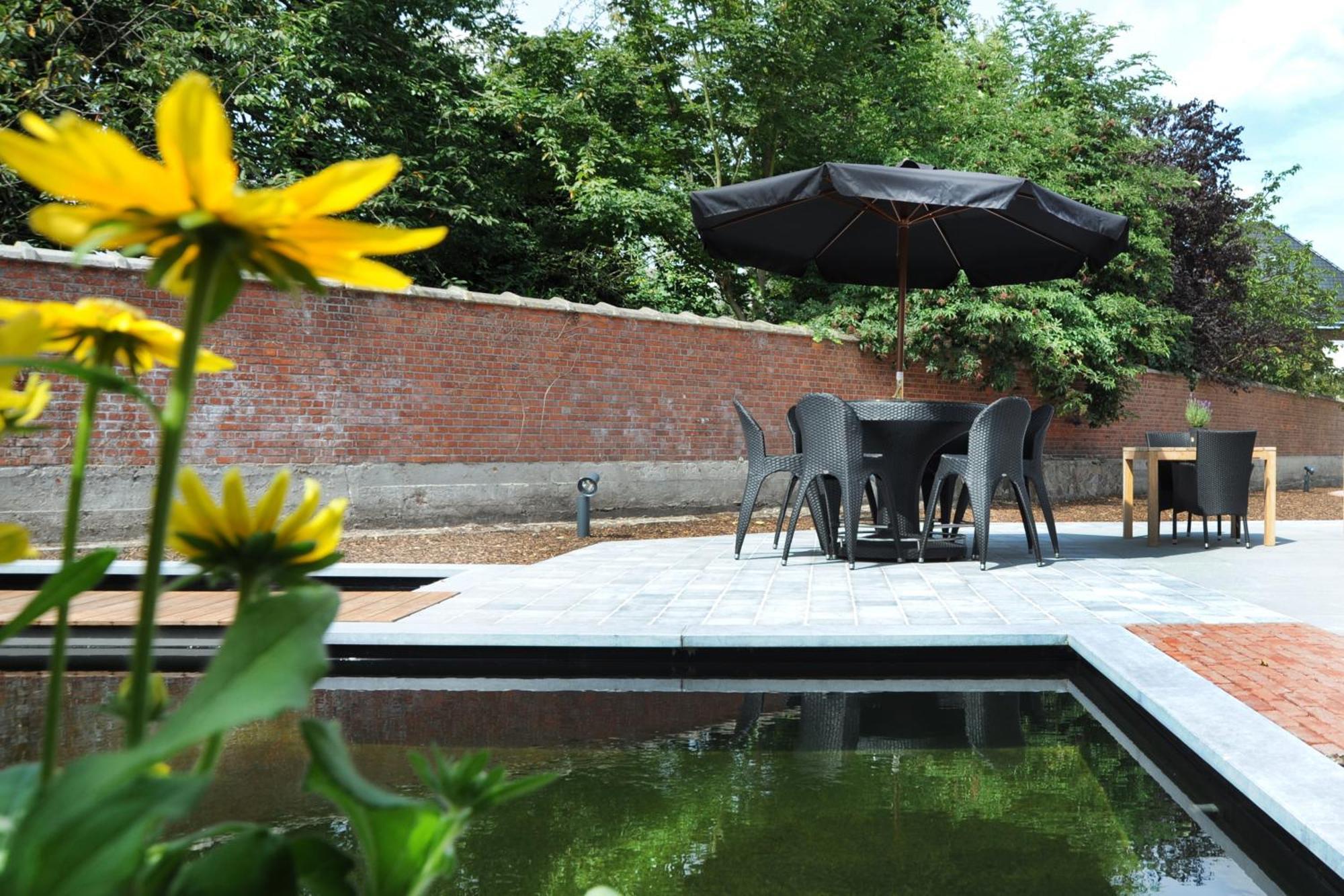 Charmehotel Villa Saporis Hasselt Bagian luar foto