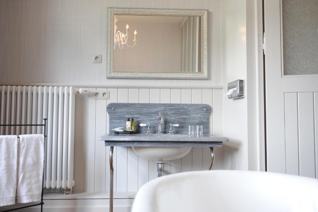 Charmehotel Villa Saporis Hasselt Ruang foto