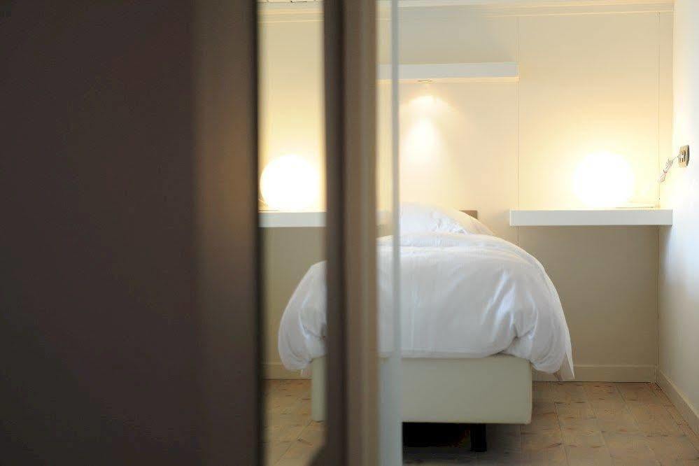 Charmehotel Villa Saporis Hasselt Bagian luar foto