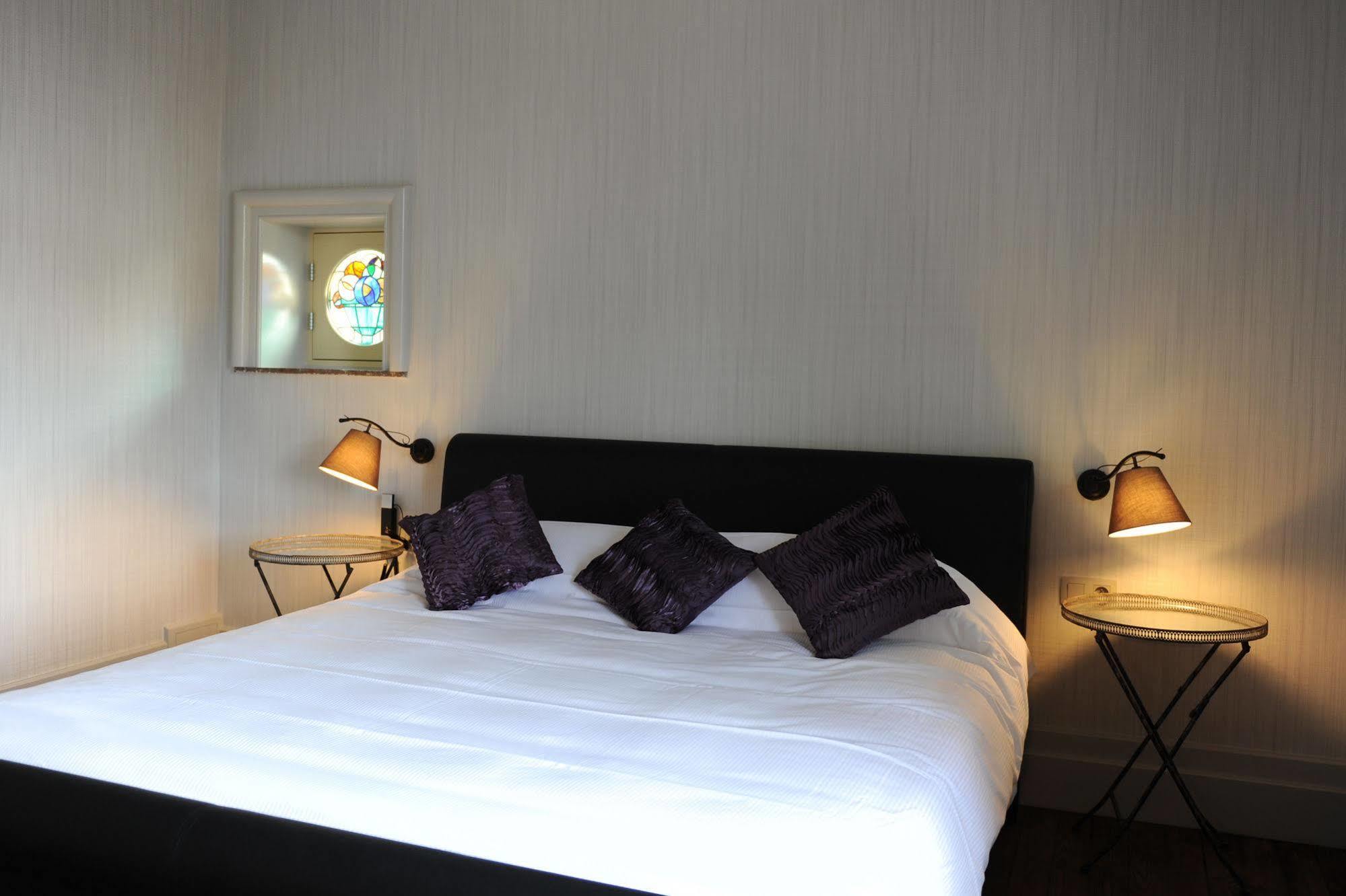 Charmehotel Villa Saporis Hasselt Bagian luar foto